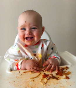 Ava at 6.5mo - Baby led weaning