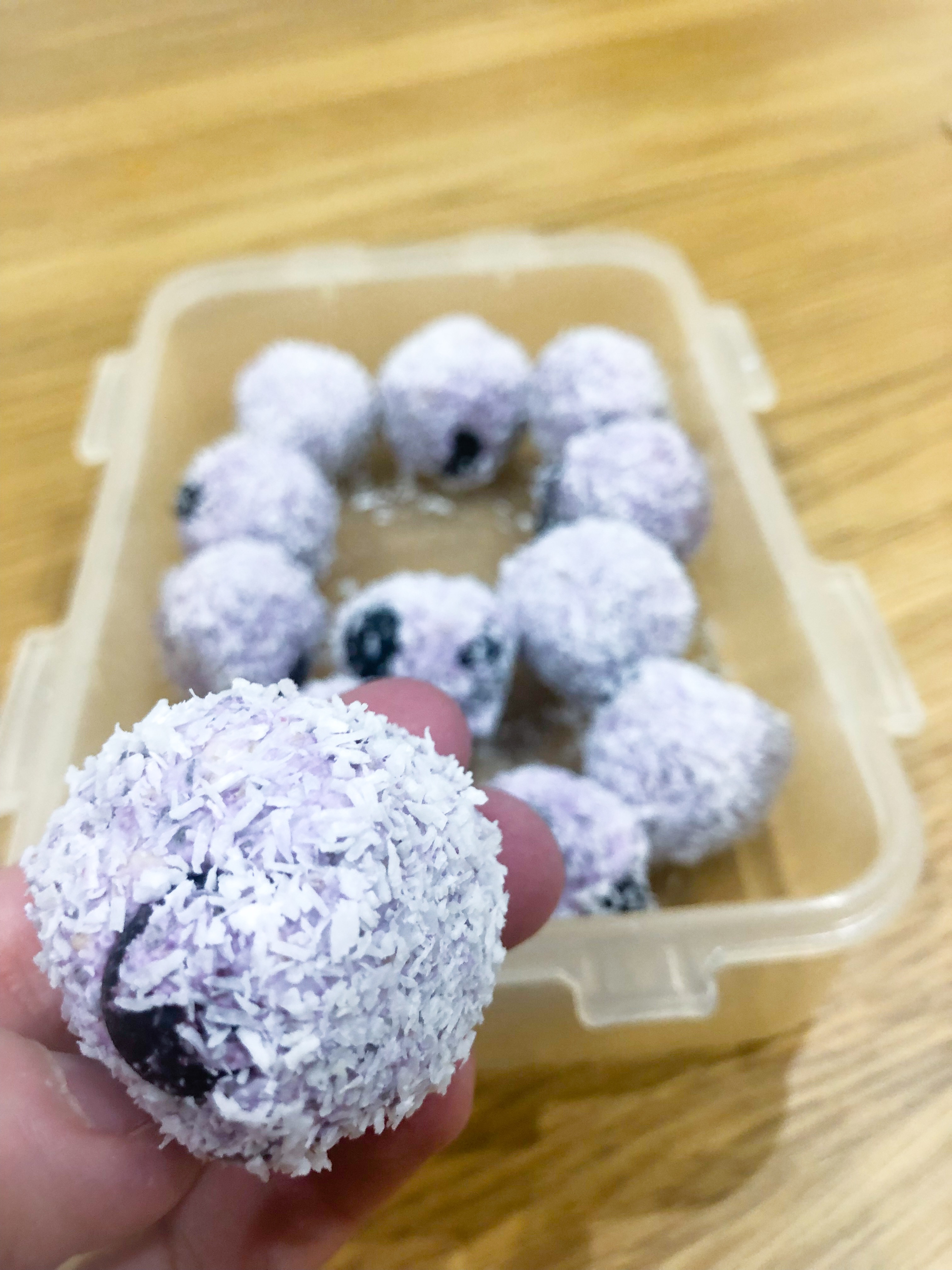 Snow Balls