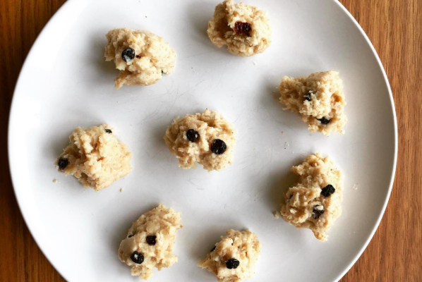 Almond Spiced Porridge Balls