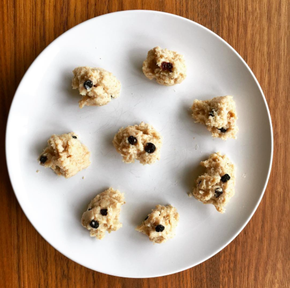 Almond Spiced Porridge Balls