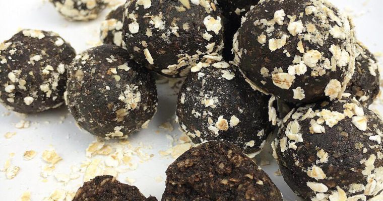 NO-BAKE Carob Oaty-Bites