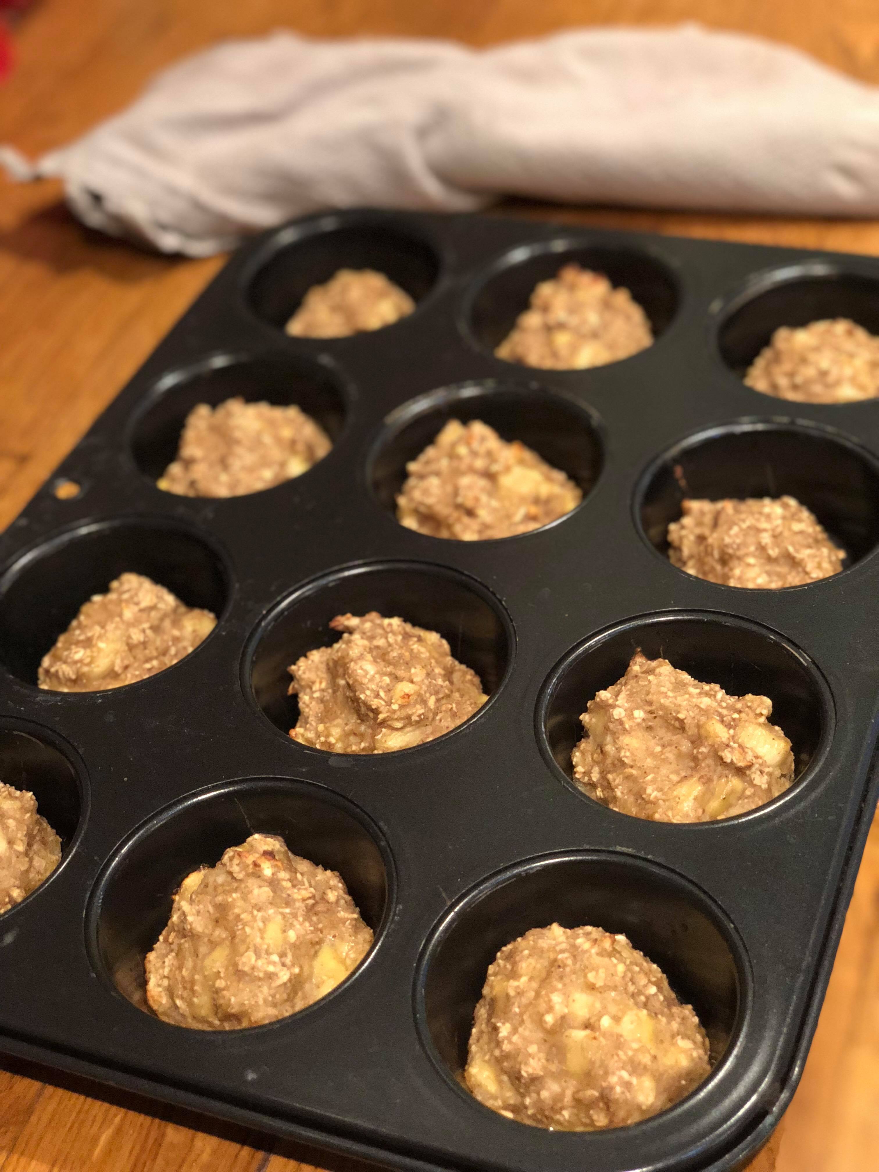 Oaty Breakfast Muffins (4 Ingredients)