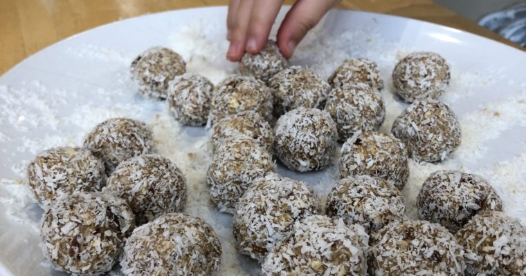 Cashew and Ginger Balls