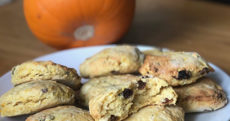 Delicious Pumpkin Scones (5 ingredients, no sugar)